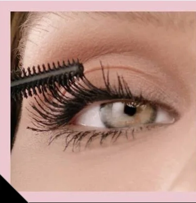 Maquillage naturel avec mascara Sky High longueur illimit&eacute;e